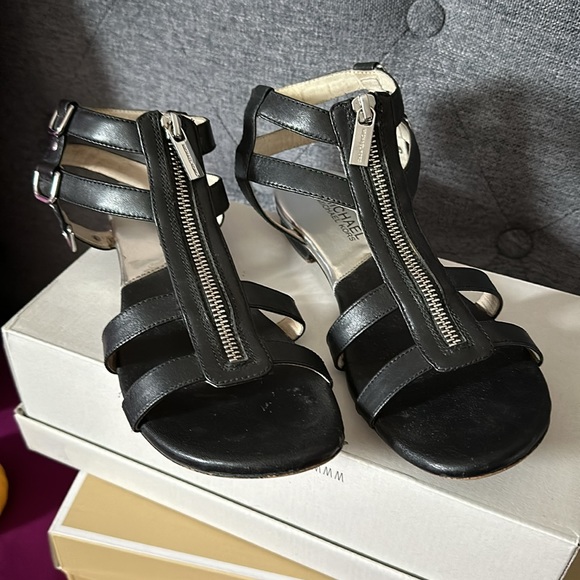 MICHAEL Michael Kors strappy zip up sandals - Picture 2 of 6